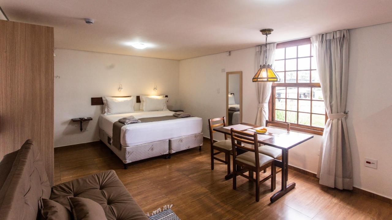 Hotel Chalet Monet - Granja Vianna Cotia  Eksteriør bilde